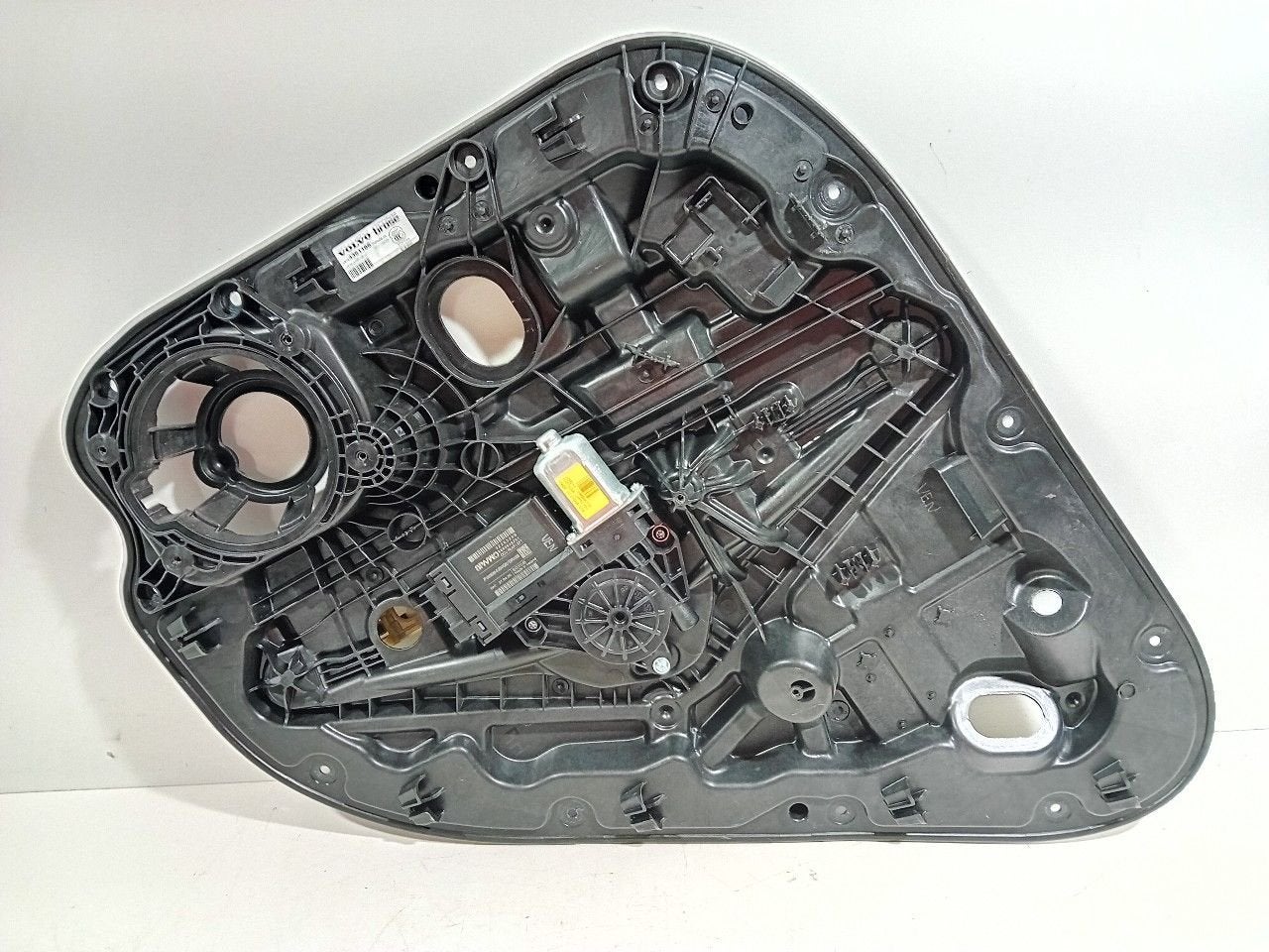 Raammechaniek elektrisch rechts achter Volvo XC40, Onderdelen@venauto.nl, Van der Ven Autorecycling B.V., Gebruikt, Ettenseweg 76, 4706 PB Roosendaal, The Netherlands