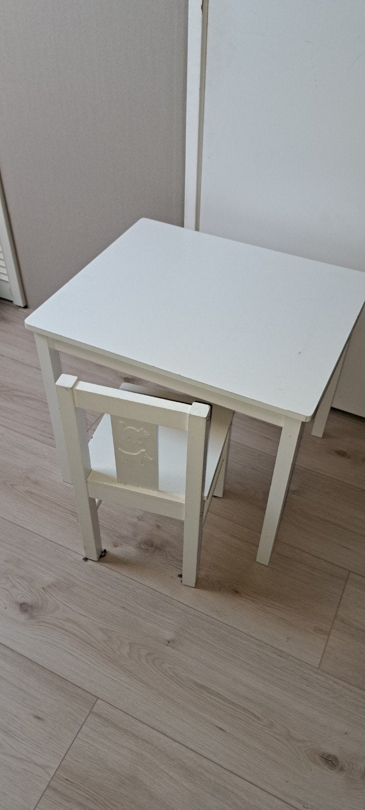 Witte kindertafel met stoel, Ophalen, Gebruikt, Tafel(s) en Stoel(en)