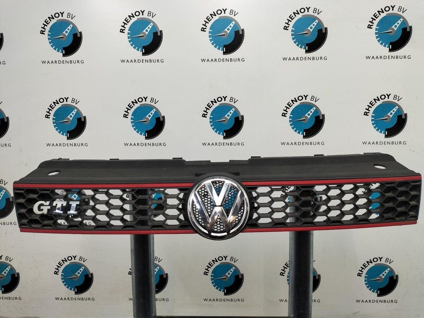 VOLKSWAGEN POLO 6R 1.2 TSI BlM.Comf.Ed.  GRILLE 2012, Ophalen of Verzenden, Gebruikt, Stiba lid