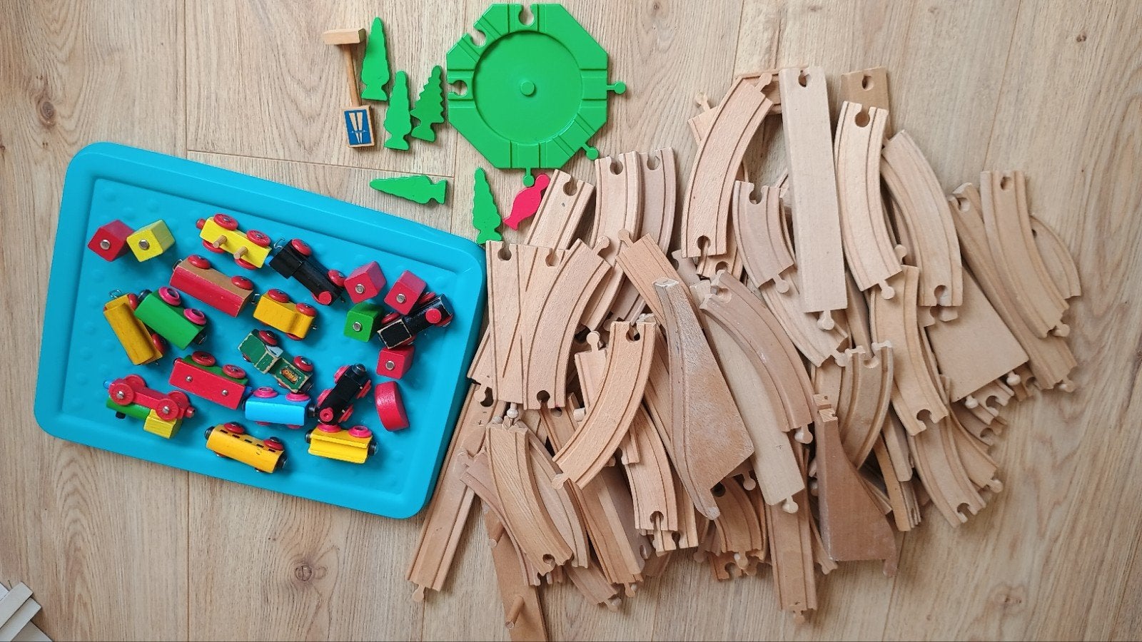 Houten treinrails met toebehoren en extra's, Ophalen of Verzenden, Gebruikt