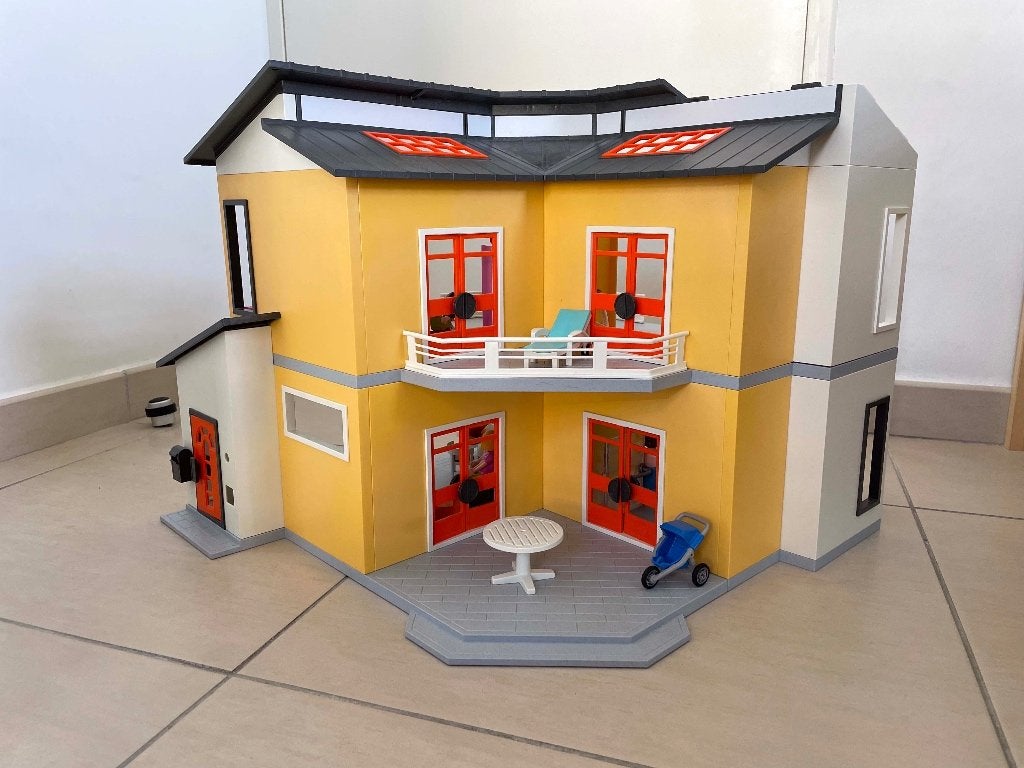 Playmobil Modern Huis City Life 9266 met meubels etc, Gebruikt, Gebouw, Complete set, Ophalen of Verzenden