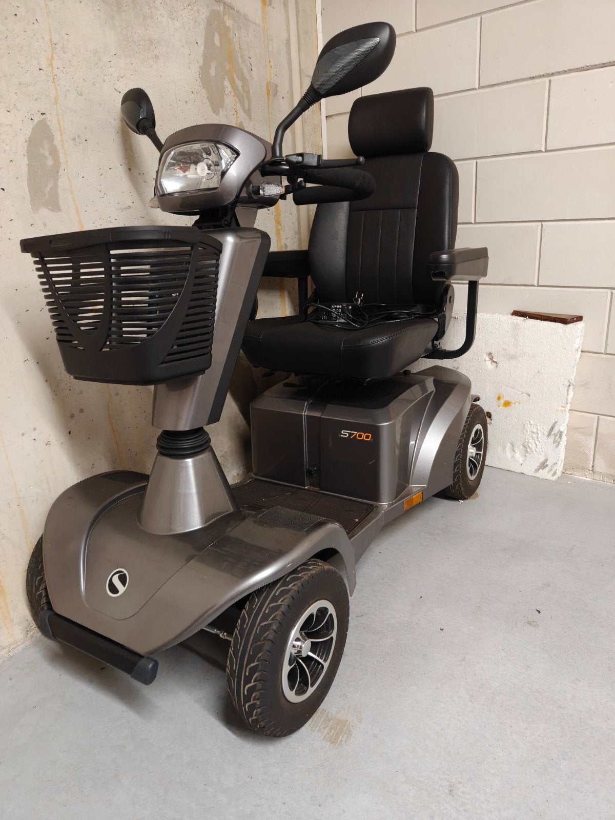 Scootmobiel Sterling S700, Ophalen, Zo goed als nieuw, 46 km of meer, Sterling