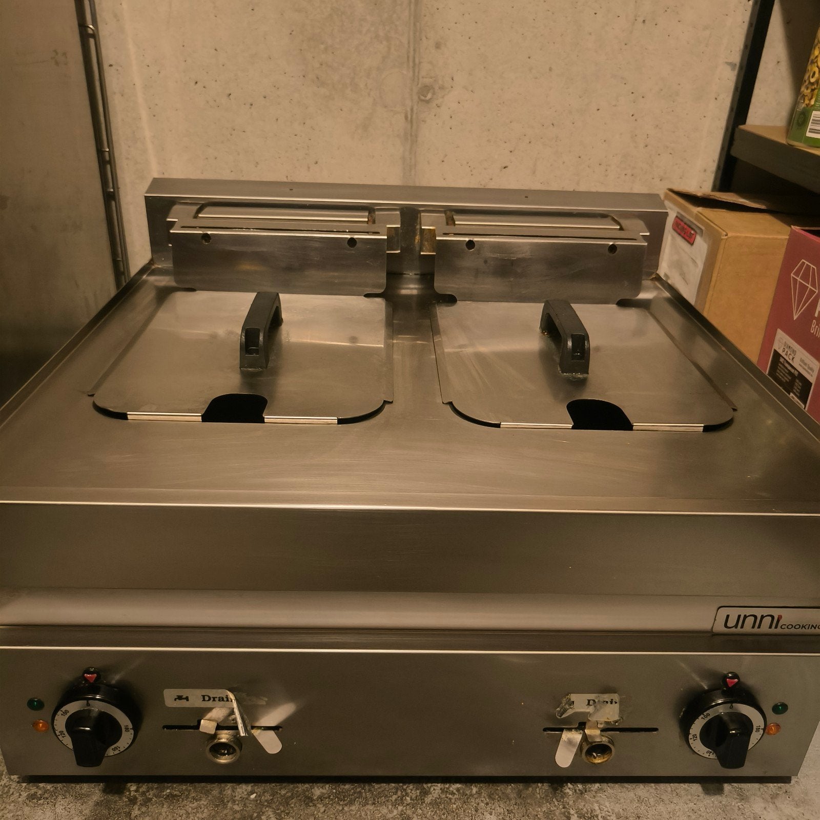 Unni Cooking Duo-friteuse - Professionele RVS Frituurpan, 4 liter of meer, Ophalen, Gebruikt, Duo-friteuse