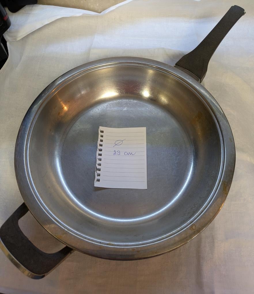 AMC Pannen met deksel en diverse toebehoren, Ophalen of Verzenden, Rvs, Koekenpan of Braadpan