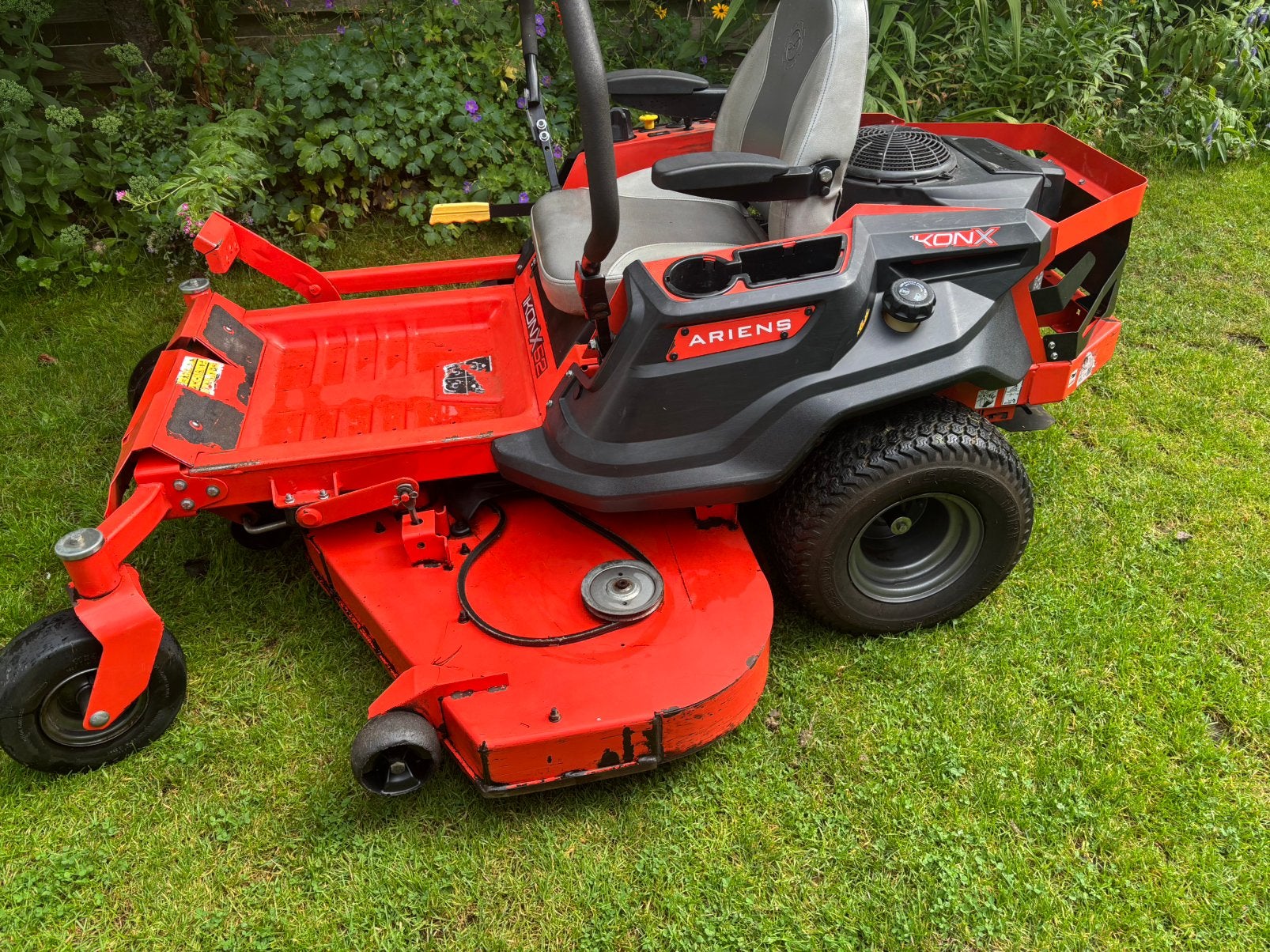 Ariens ikonx 52 inch zero turn zeroturn zitmaaier, Ophalen, Zo goed als nieuw, 120 cm of meer