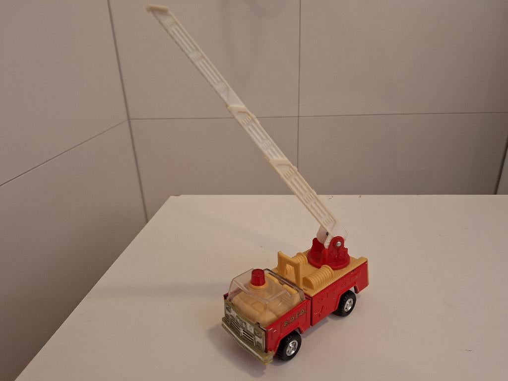 Kai Yip Hongkong (Buddy-L) Brandweerwagen, Hobby en Vrije tijd, Modelauto's | Overige schalen, Ophalen of Verzenden, Gebruikt