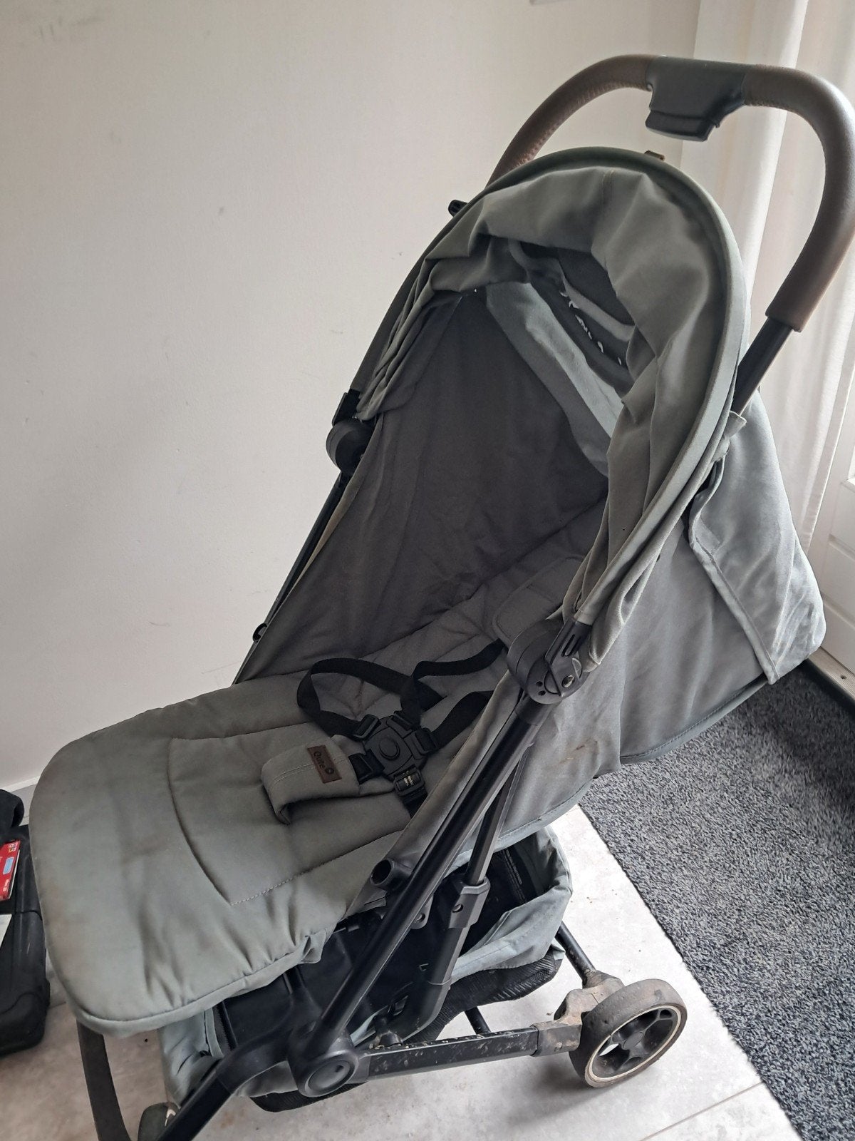 Joie Buggy grijsgroen, Kinderen en Baby's, Buggy's, Ophalen, Gebruikt, Overige merken, Verstelbare rugleuning