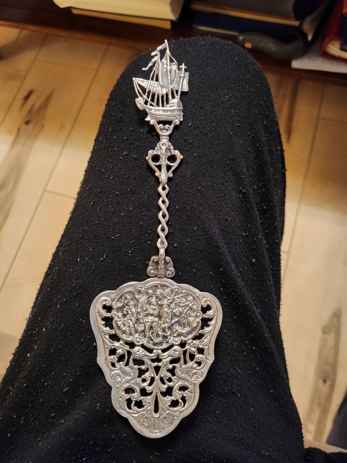 Antieke Zilveren Schep met Scheepsdecoratie, Antiek en Kunst, Ophalen of Verzenden
