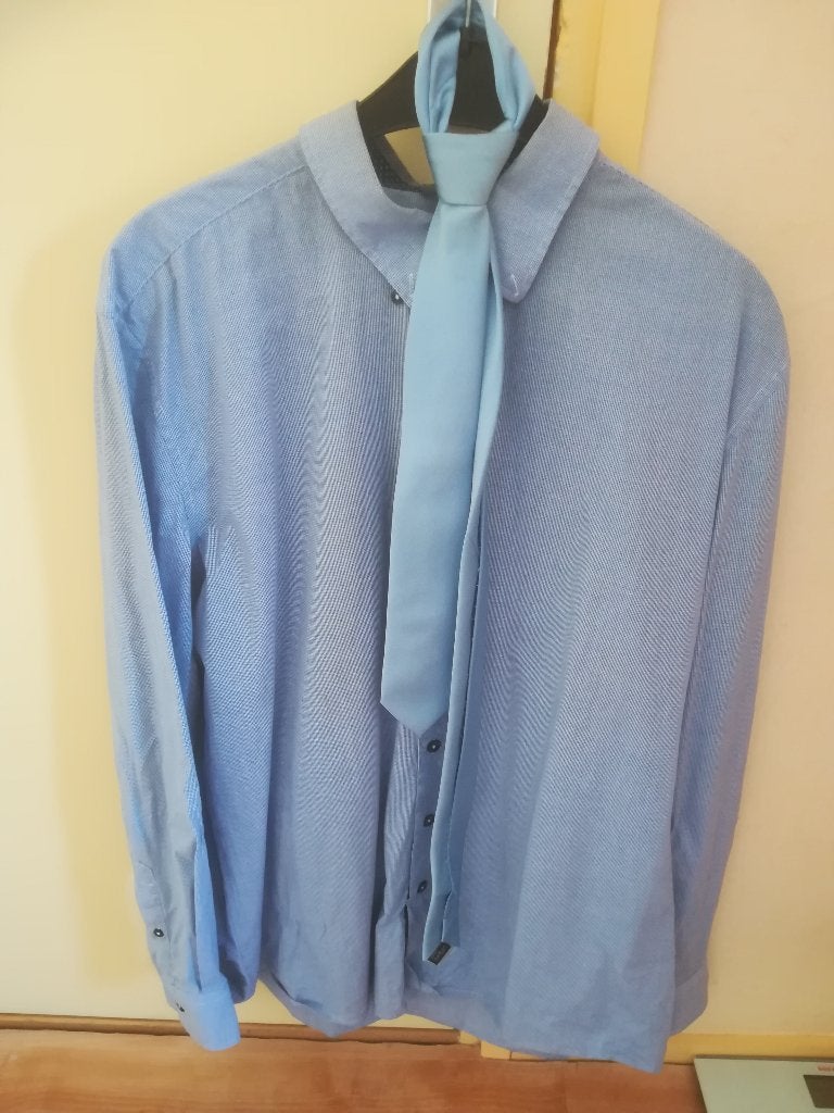 1 overhemd met bijpassende stropdas, 1 losse stropdas, Blauw, Noble League, Ophalen of Verzenden, Zo goed als nieuw