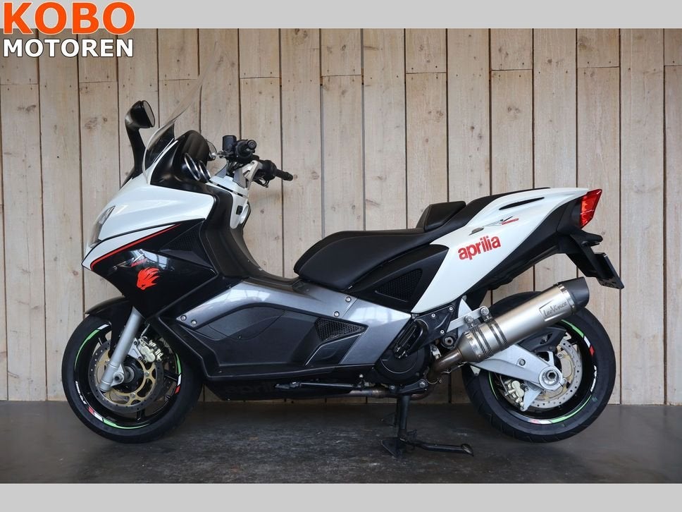 Aprilia SRV 850 (bj 2012), Motorrijbewijs A, Bedrijf, Meer dan 35 kW, APRILIA