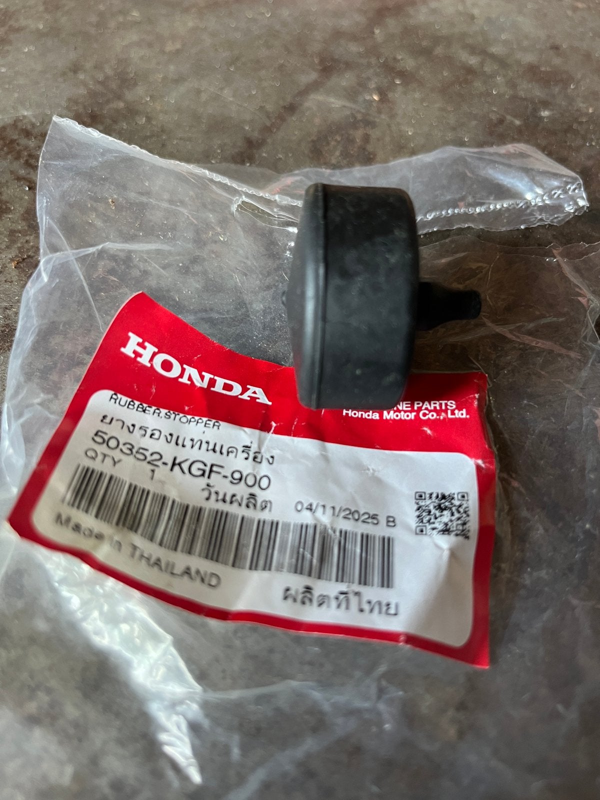 2 Rubber stoppers honda sh125i 50352-KGF-900, Motoren, Ophalen
