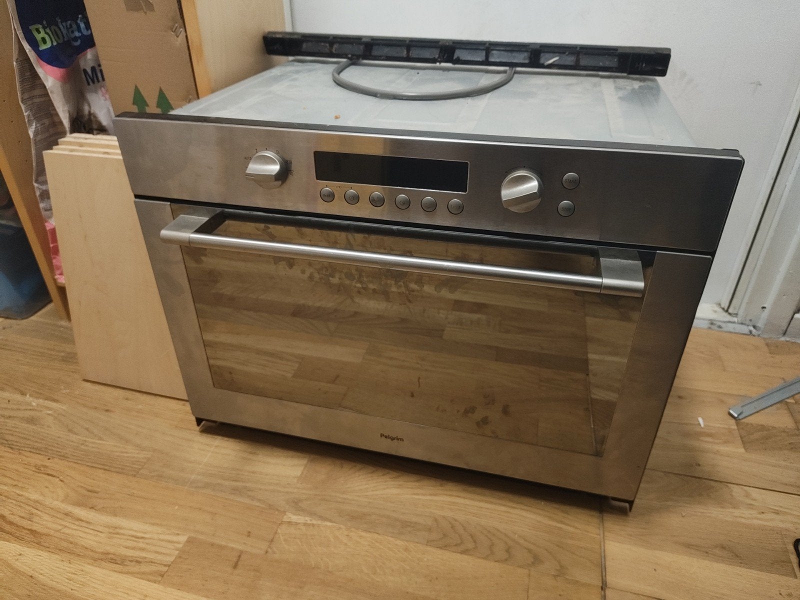 Gratis Inbouw Oven (magnetron defect) - Arnhem Centrum, Ophalen, Magnetronfunctie