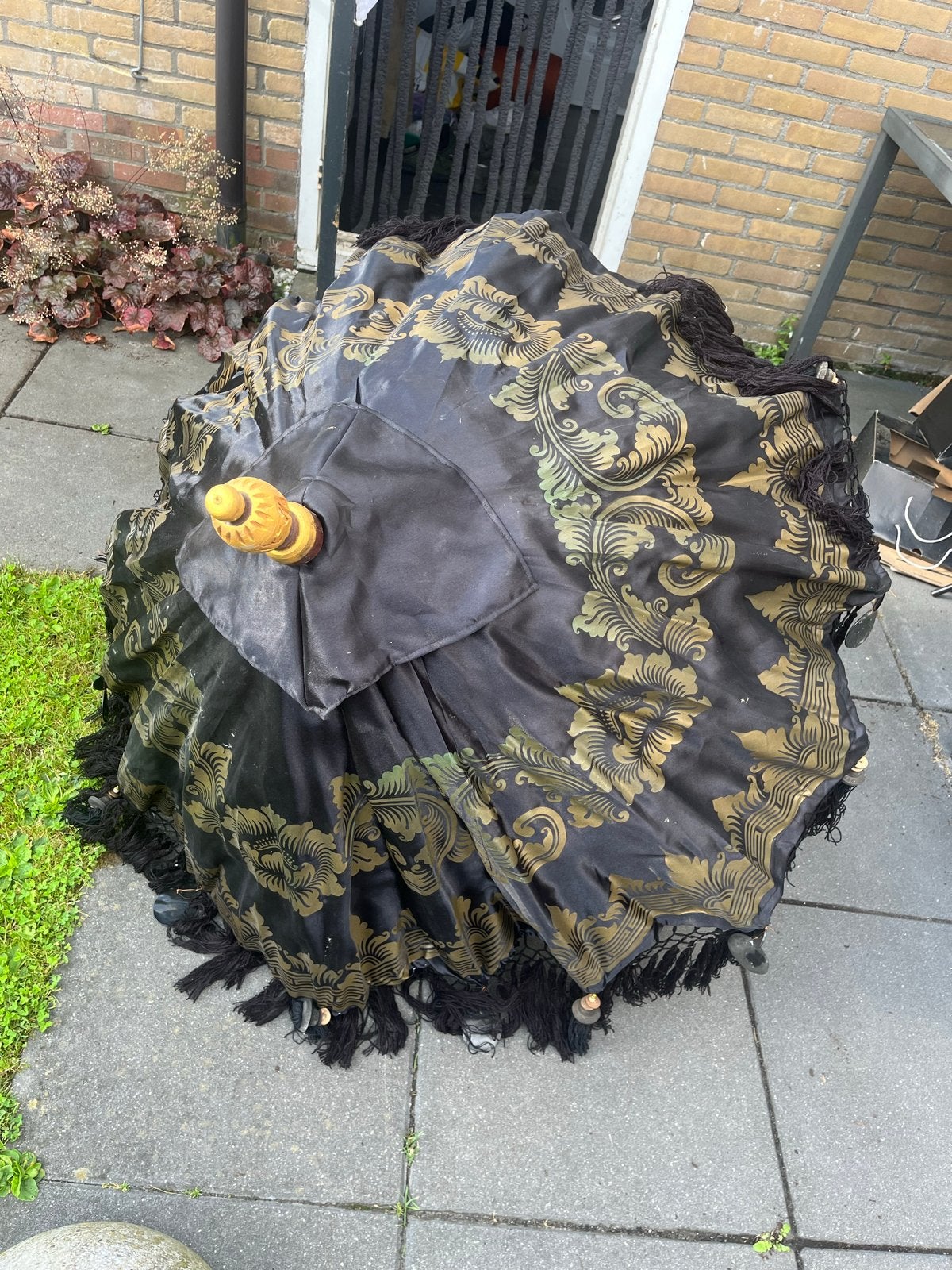 Baili parasol, Ophalen, Gebruikt