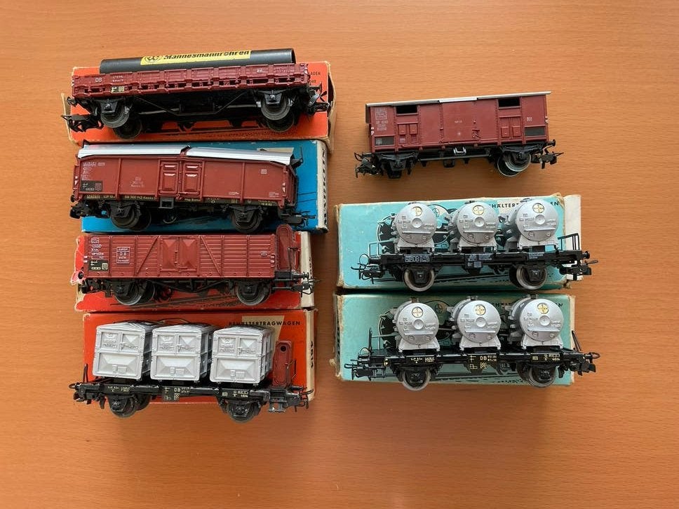 Te koop: 7 Marklin wagons., Wisselstroom, Verzenden, Wagon, Zo goed als nieuw