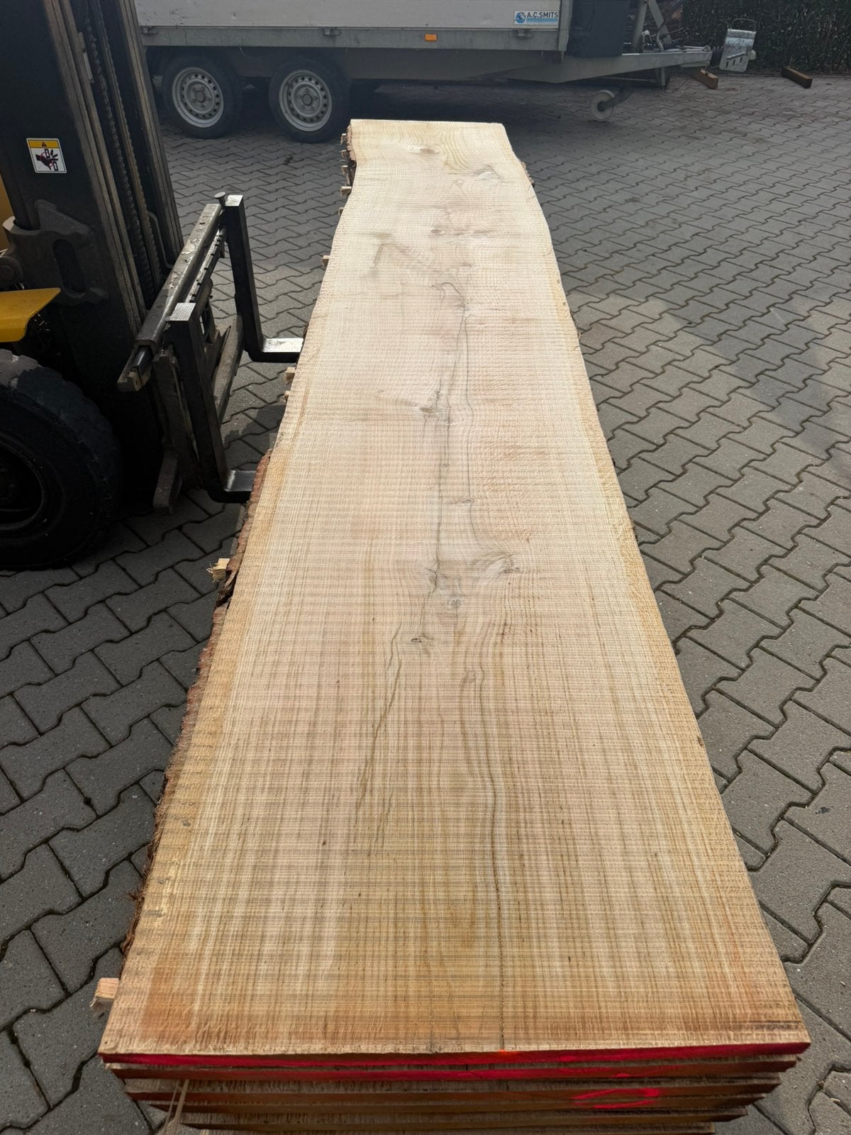 Zeer mooie eiken boomstambladen 365x65-70x4 cm, Ophalen of Verzenden, 250 cm of meer, Planken