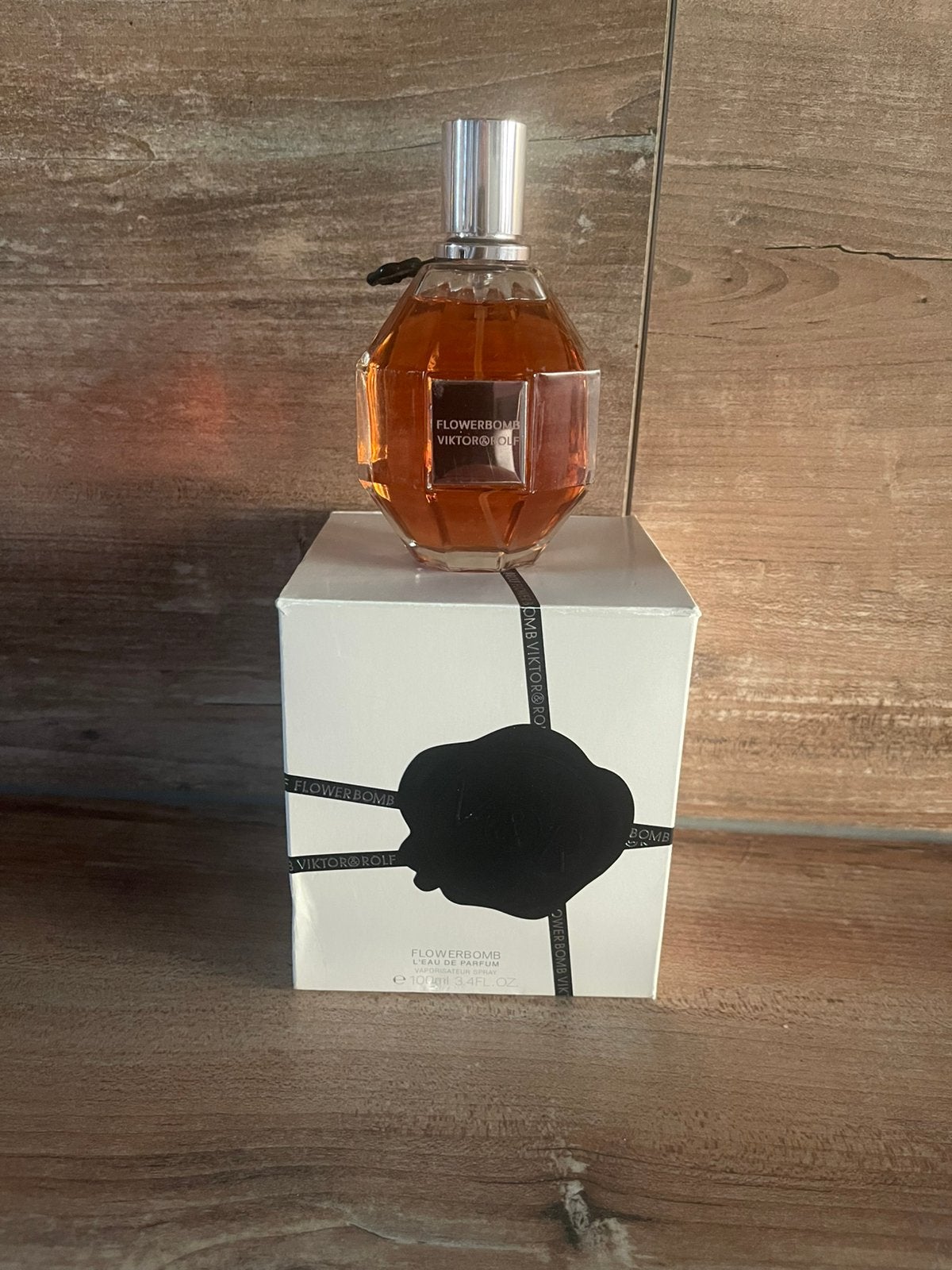 V&R”Flowerbomb” 100 ml edp tstr, Ophalen of Verzenden, Nieuw