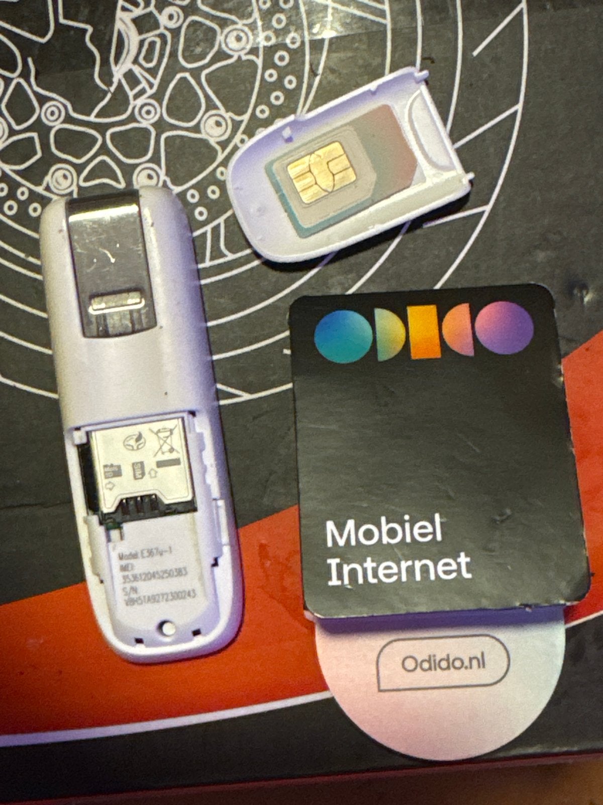 KPN Mobiel Internet Dongel E367-3 met Odido SIM-kaart, Ophalen of Verzenden, Gebruikt, Overige typen, Universeel