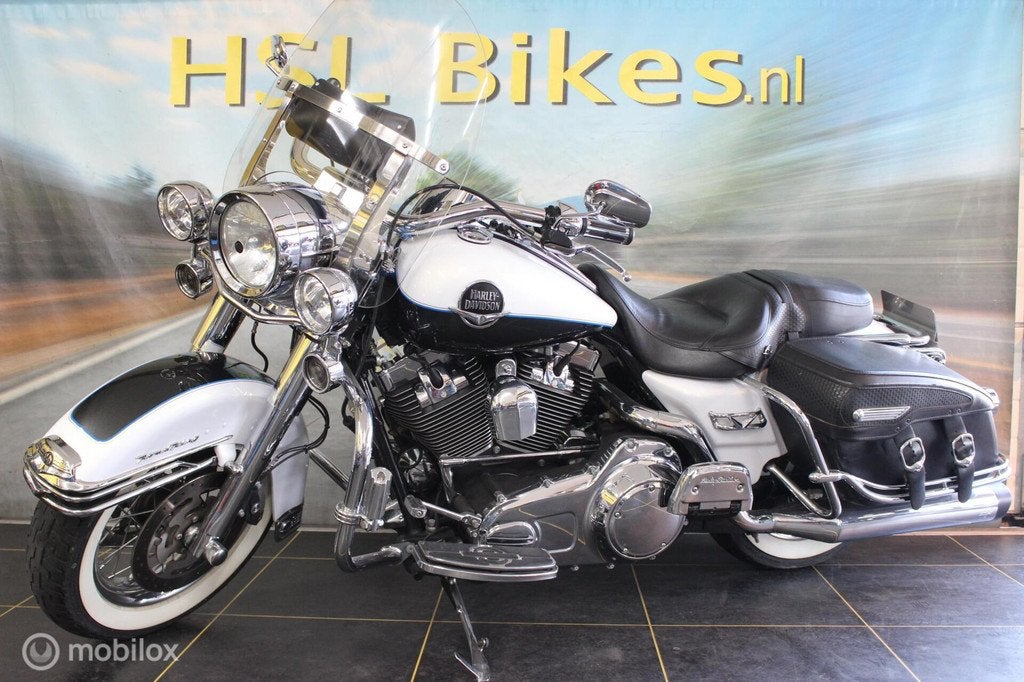 Harley Davidson 96 FLHRC Road King Classic, Bedrijf, Toermotor, 1584 cc, Meer dan 35 kW