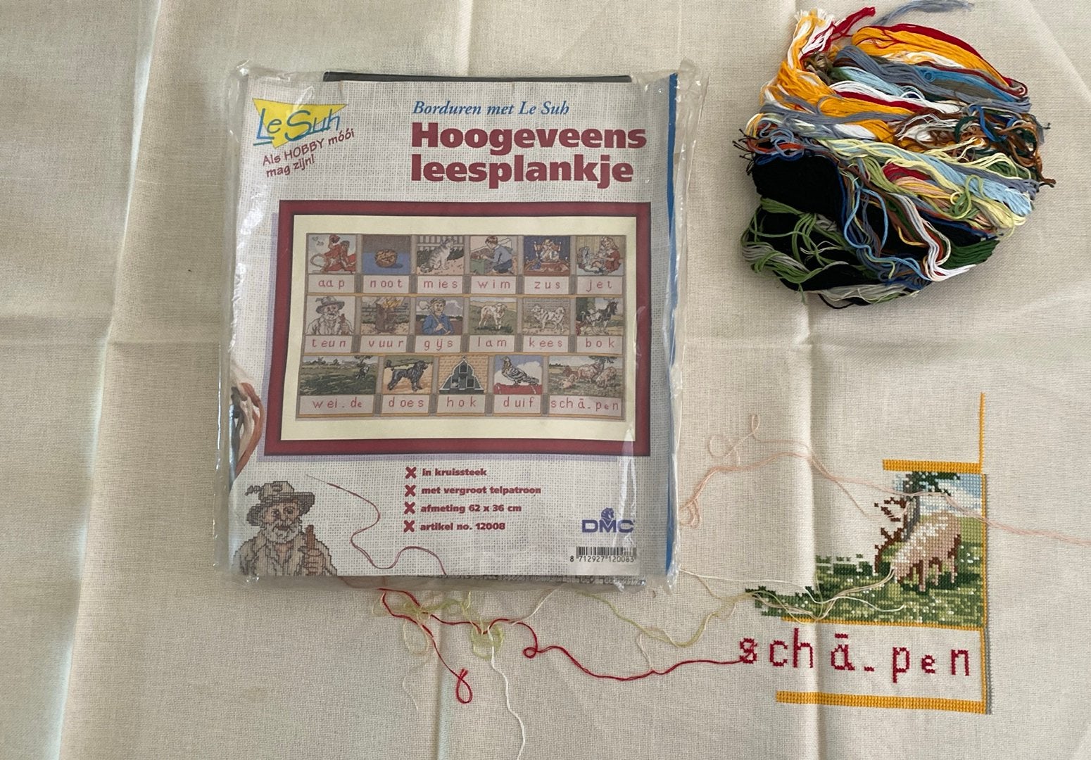 Borduurpakket aap noot mies, Hobby en Vrije tijd, Borduren en Borduurmachines, Ophalen of Verzenden, Zo goed als nieuw, Borduurpakket