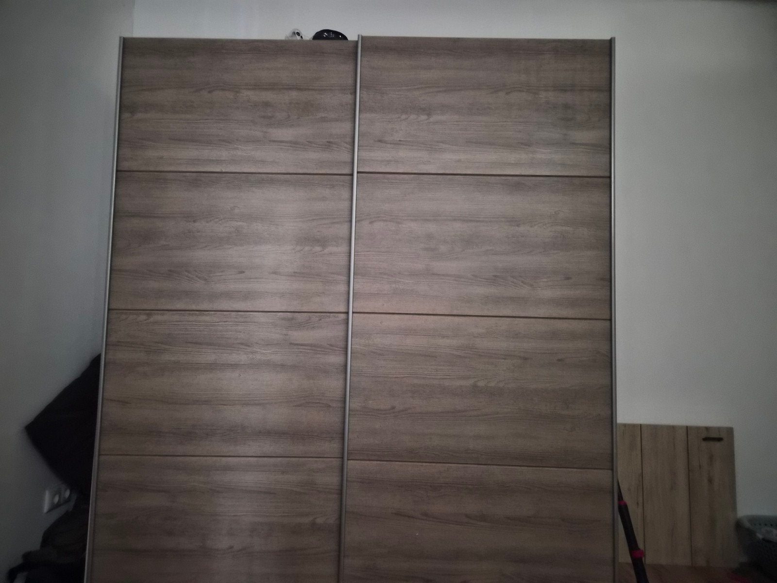 Grote kledingkast 2 meter hoog en 2 meter breedt, Huis en Inrichting, 200 cm of meer, Ophalen of Verzenden, Zo goed als nieuw