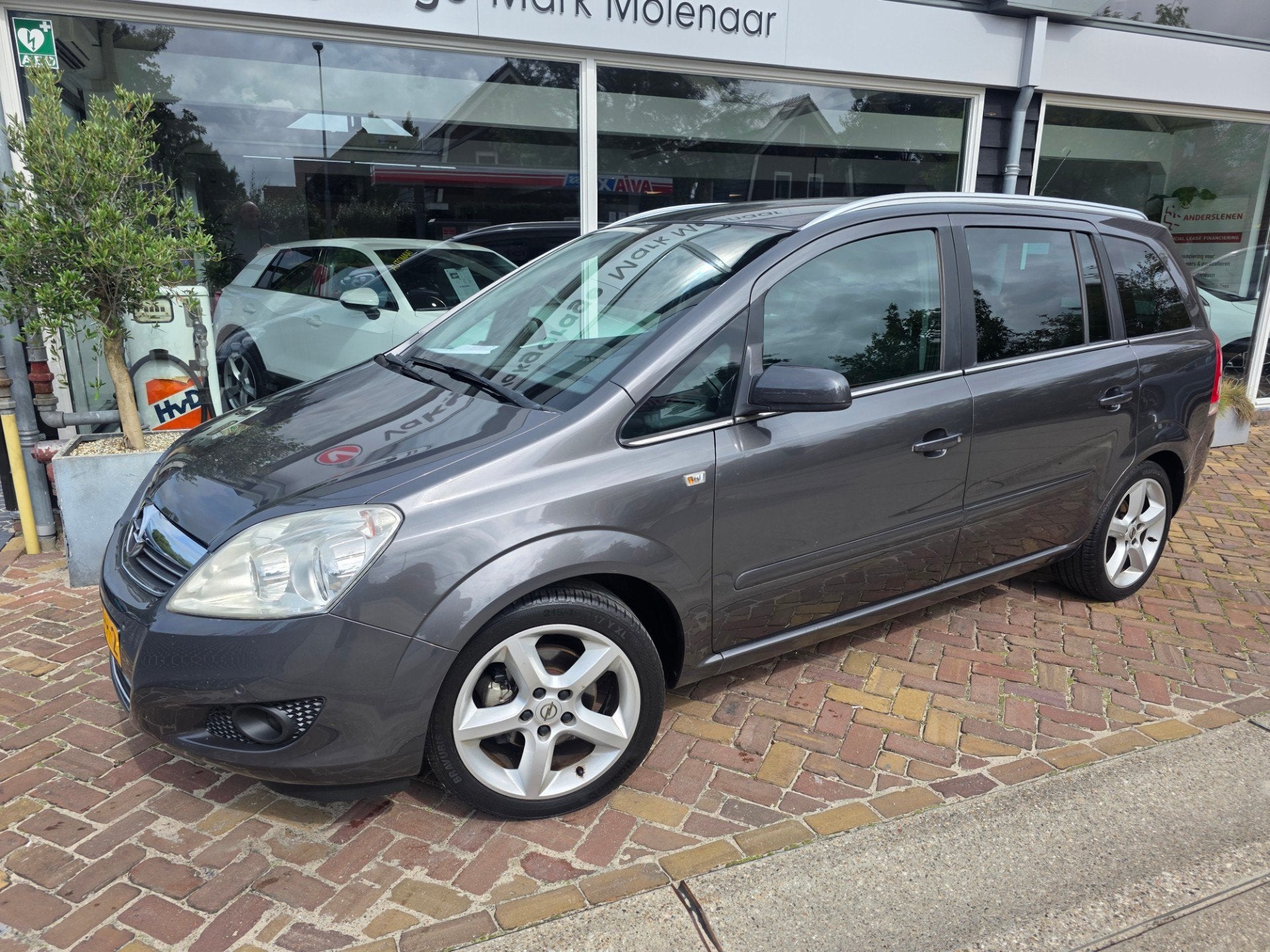 Opel Zafira 1.8 Cosmo,leder,trekhaak, Auto's, Opel, Voorwielaandrijving, Gebruikt, 4 cilinders, Automatische klimaatregeling