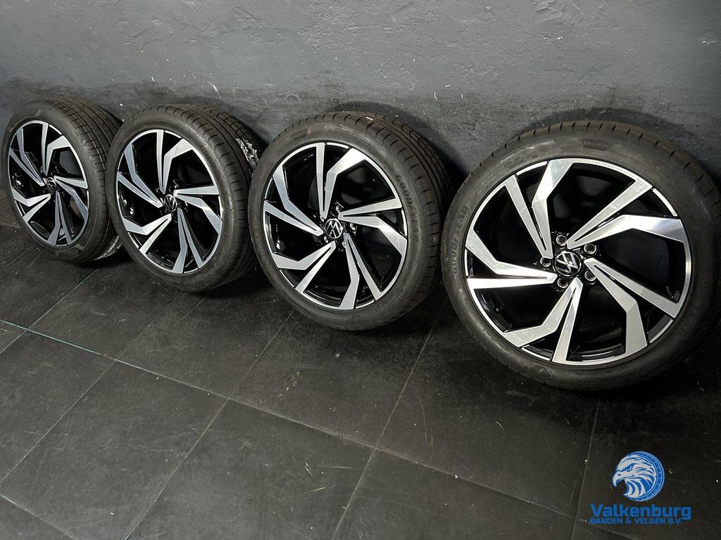 Nieuwe originele VW Caddy 18 inch zwarte velgen 5x112 zomerb, 18 inch, -, -, Banden en Velgen