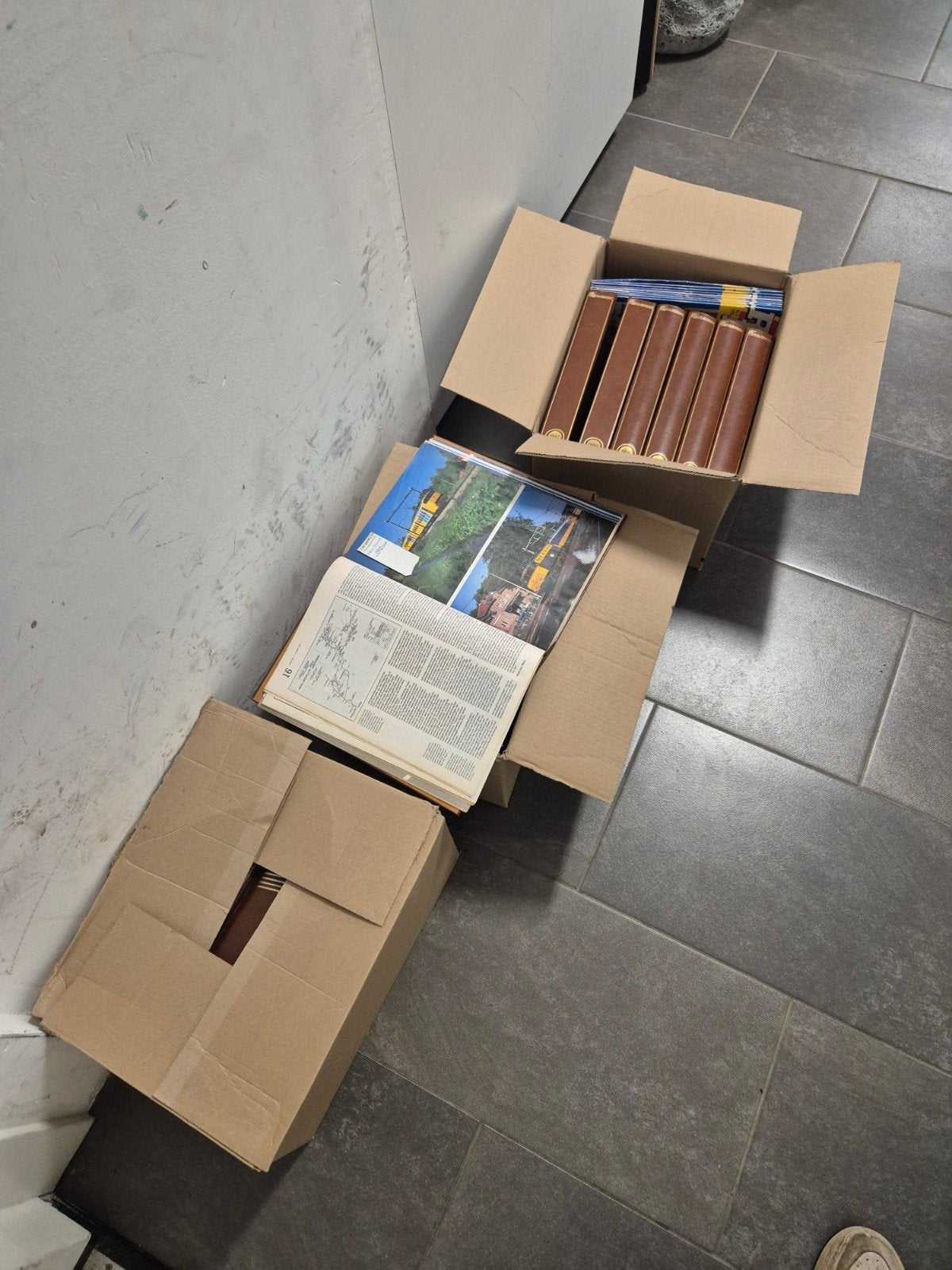 Railhobby tijdschriften diverse jaargangen in verzamelmappen, Ophalen