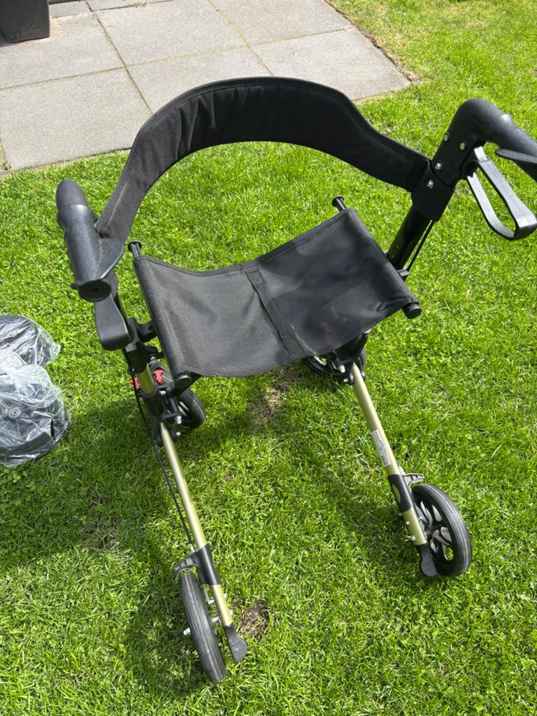 Rollator multimotion, Diversen, Ophalen, Opvouwbaar, Zo goed als nieuw