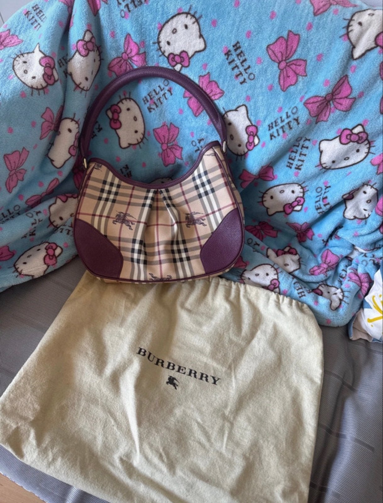 Burberry Handtas - Klassiek Ruitpatroon met Paarse Details, Ophalen of Verzenden, Zo goed als nieuw, Paars, Handtas