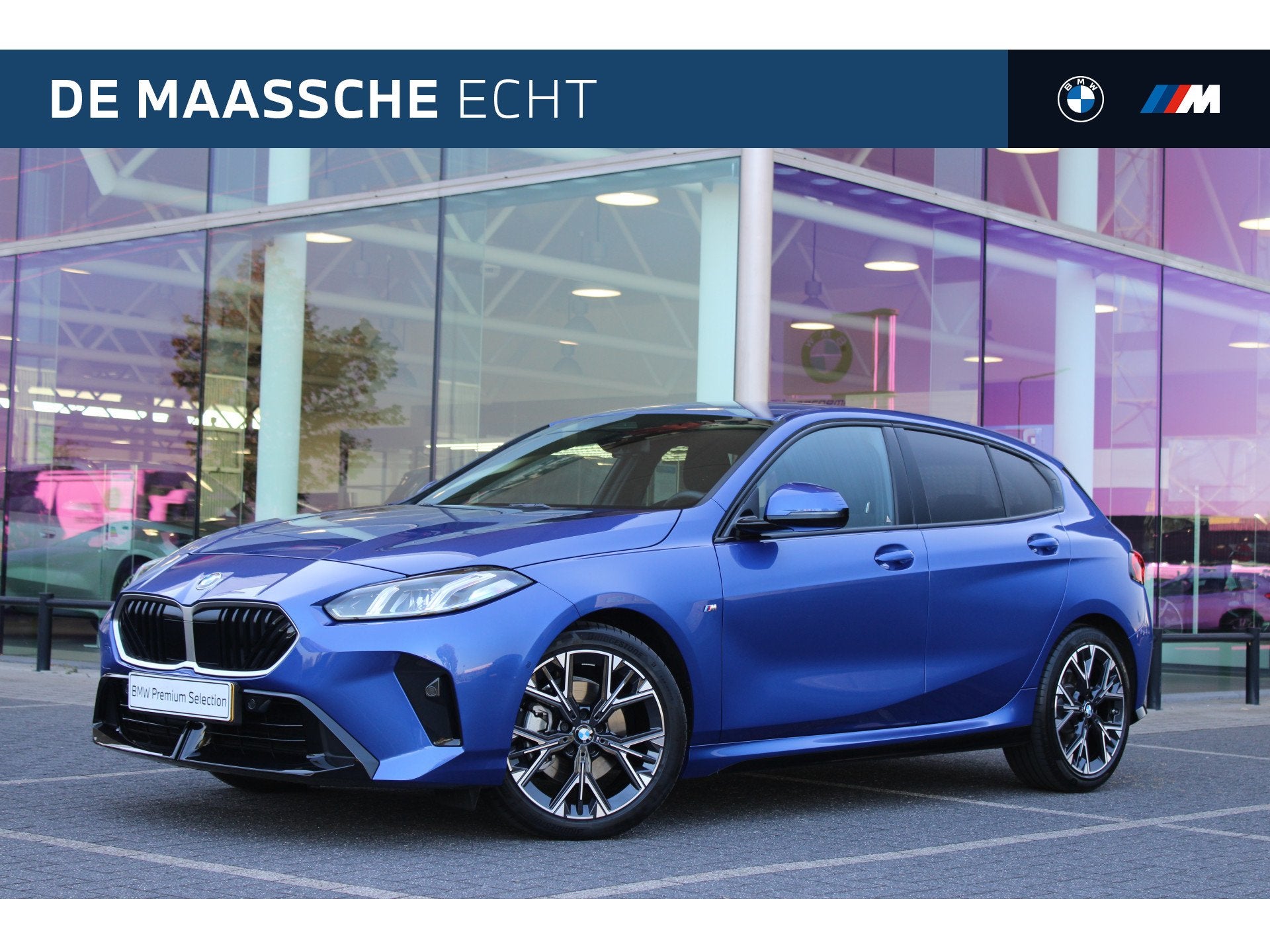 BMW 1 Serie 120 M Sport Automaat / Sportstoelen / Achteruitr, Auto's, Gebruikt, 156 pk, Met garantie (alle), Blauw