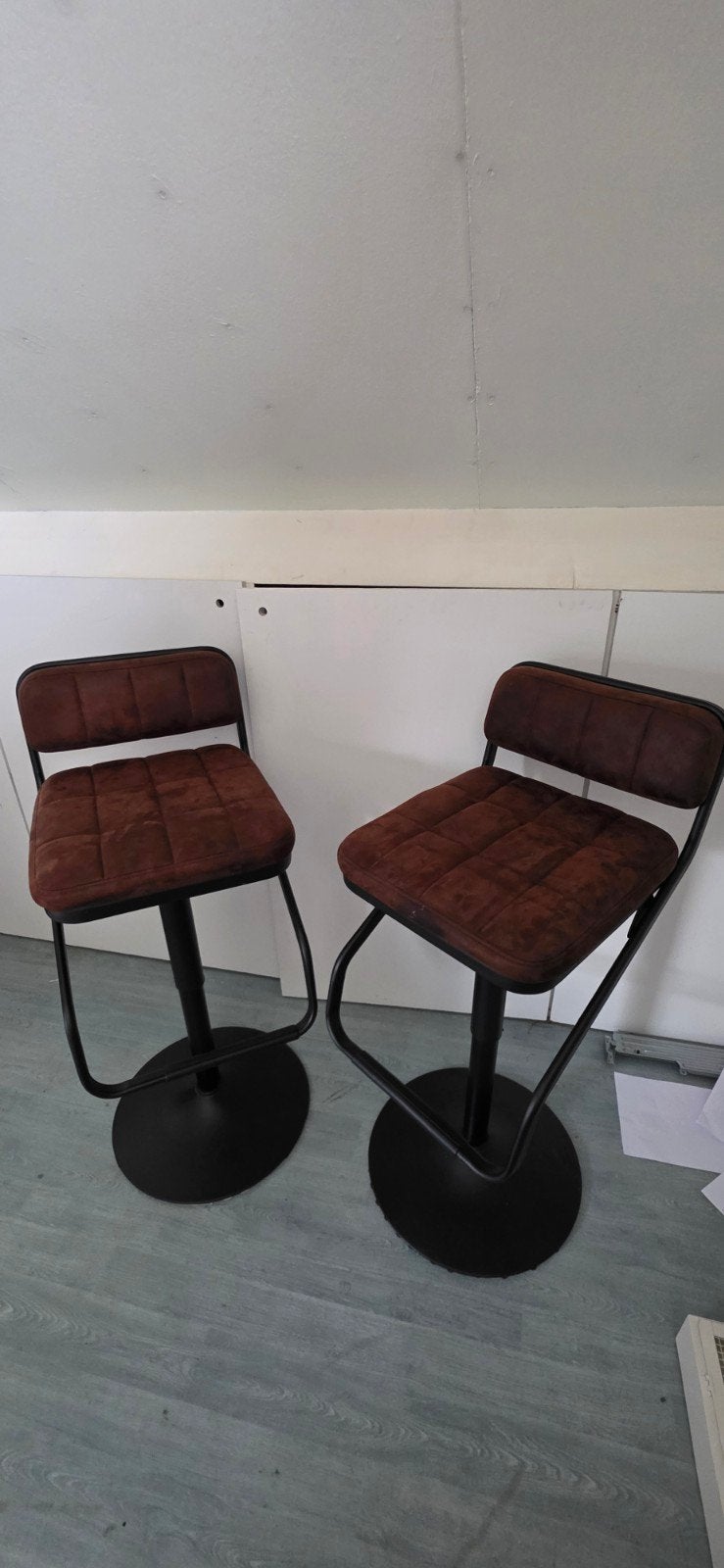Set van 2 verstelbare barkrukken met rugleuning, Huis en Inrichting, Ophalen, 60 tot 90 cm, Zo goed als nieuw, 2 krukken