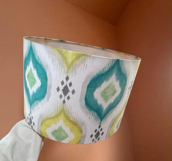Grote lampenkap met ikat patroon ( 40cm), Huis en Inrichting, 25 tot 50 cm, Wit, Rond, Ophalen of Verzenden