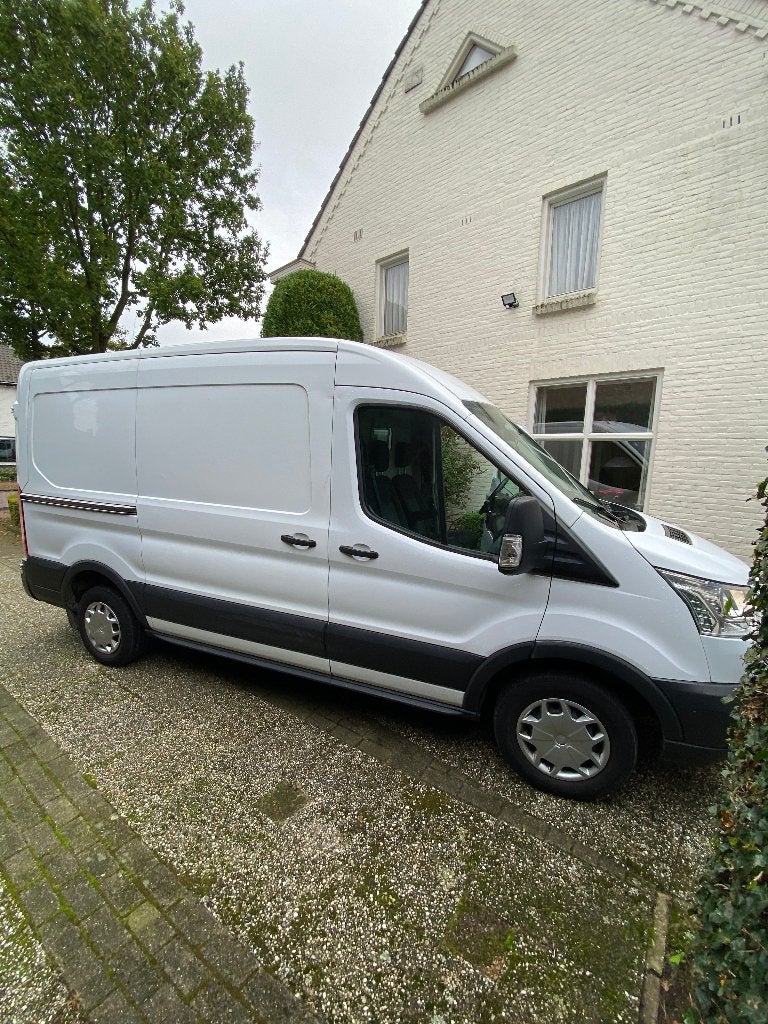 Ford Transit 2.0 TDCi 130PK L2H2  Euro 6 |103.000 KM | 2017, Auto's, Voorwielaandrijving, Stof, 1995 cc, 4 cilinders