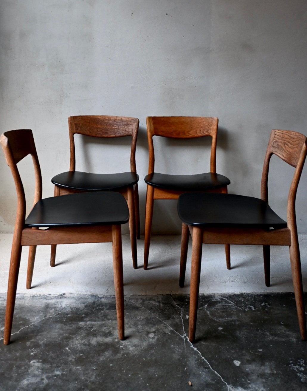 4 eetkamerstoelen Deense Stijl Casala Modell eikenhout, Huis en Inrichting, Ophalen, Gebruikt, Zwart, Casala