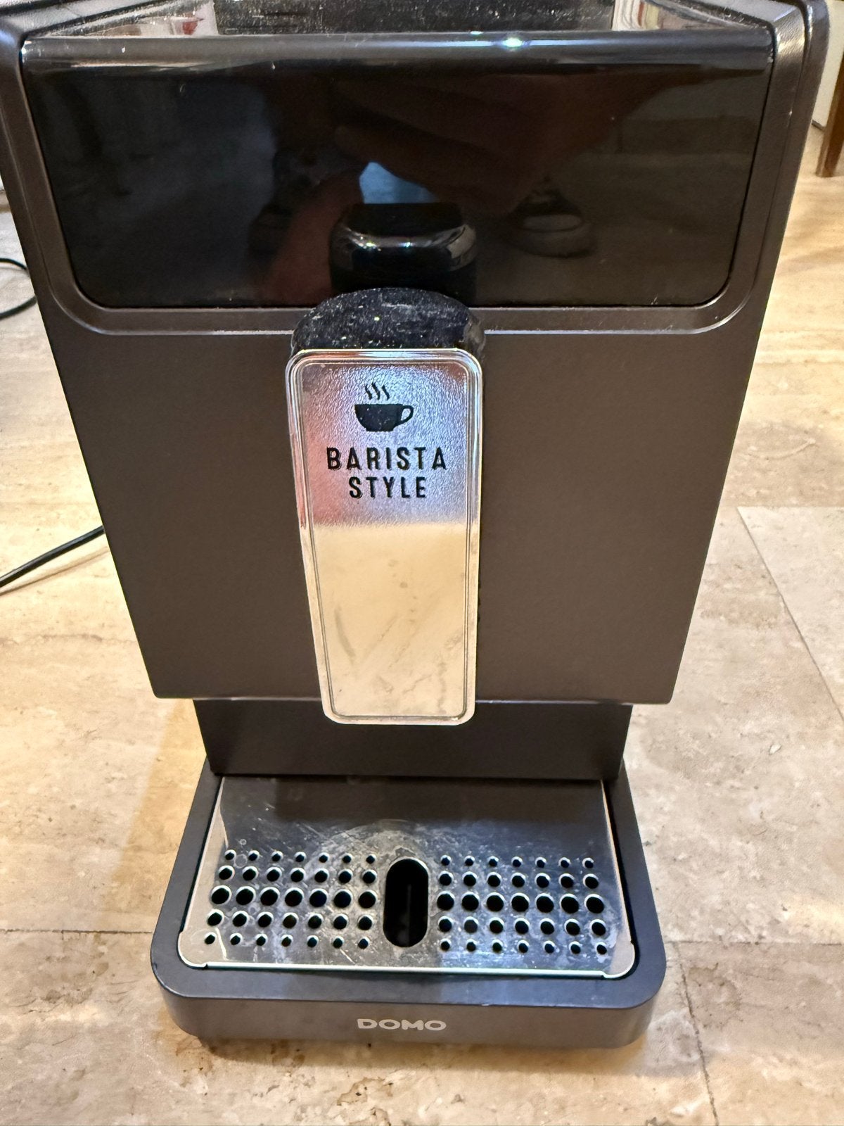 Domo D0718K Barista Style Koffiemachine met bonenmaler, Witgoed en Apparatuur, Afneembaar waterreservoir, Gebruikt, Koffiemachine