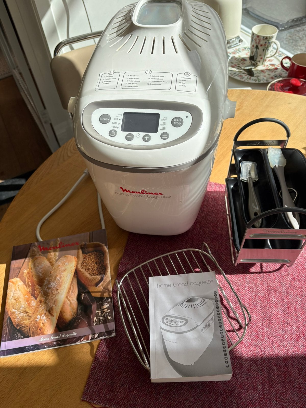 Moulinex broodbakmachine wit, Met timer, Gebruikt, Ophalen of Verzenden, 1200 tot 1600 gram deeg