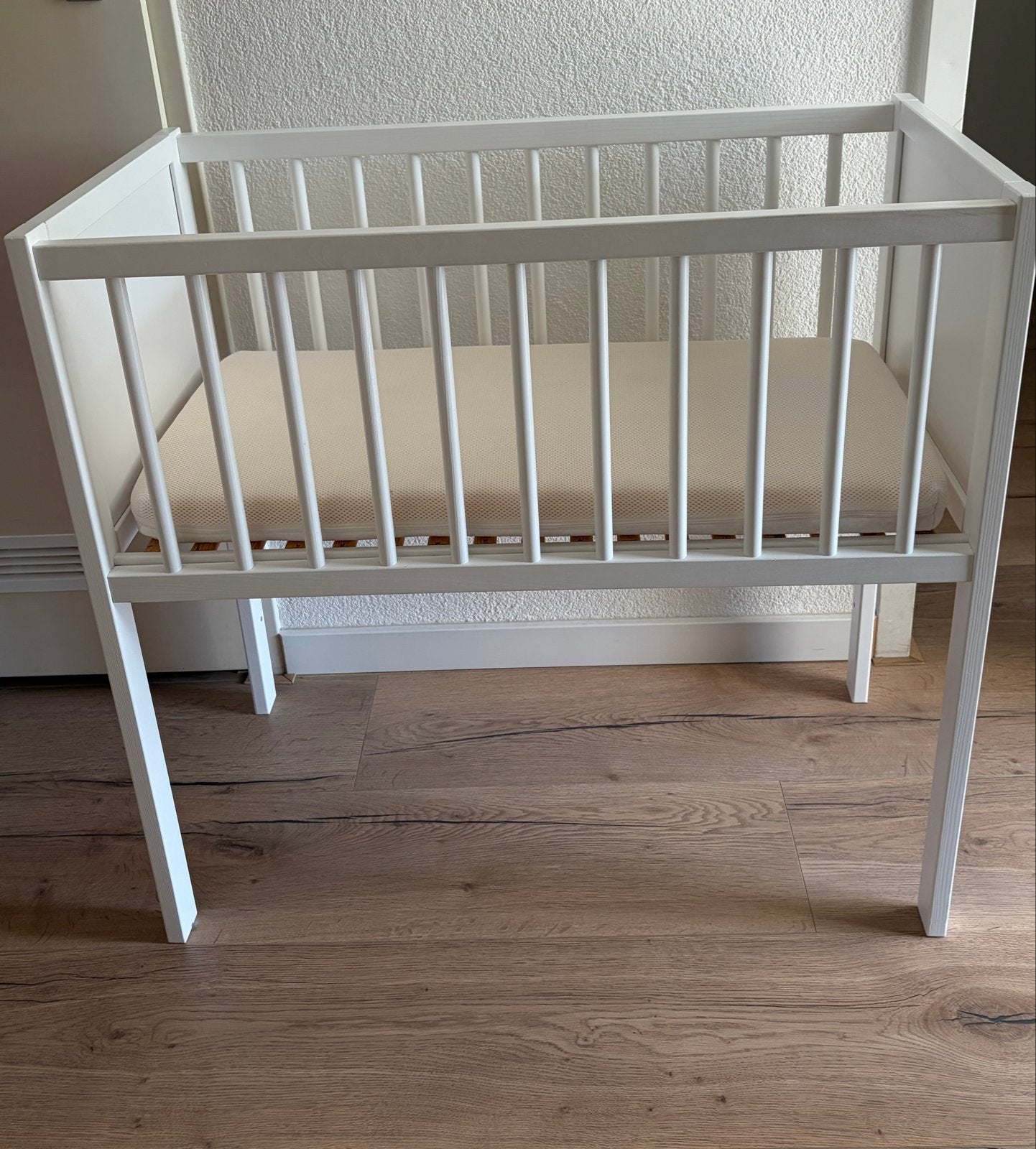 Co-sleeper/Wieg 40x80 cm - Wit incl. matras, Ophalen, Zo goed als nieuw, Wieg