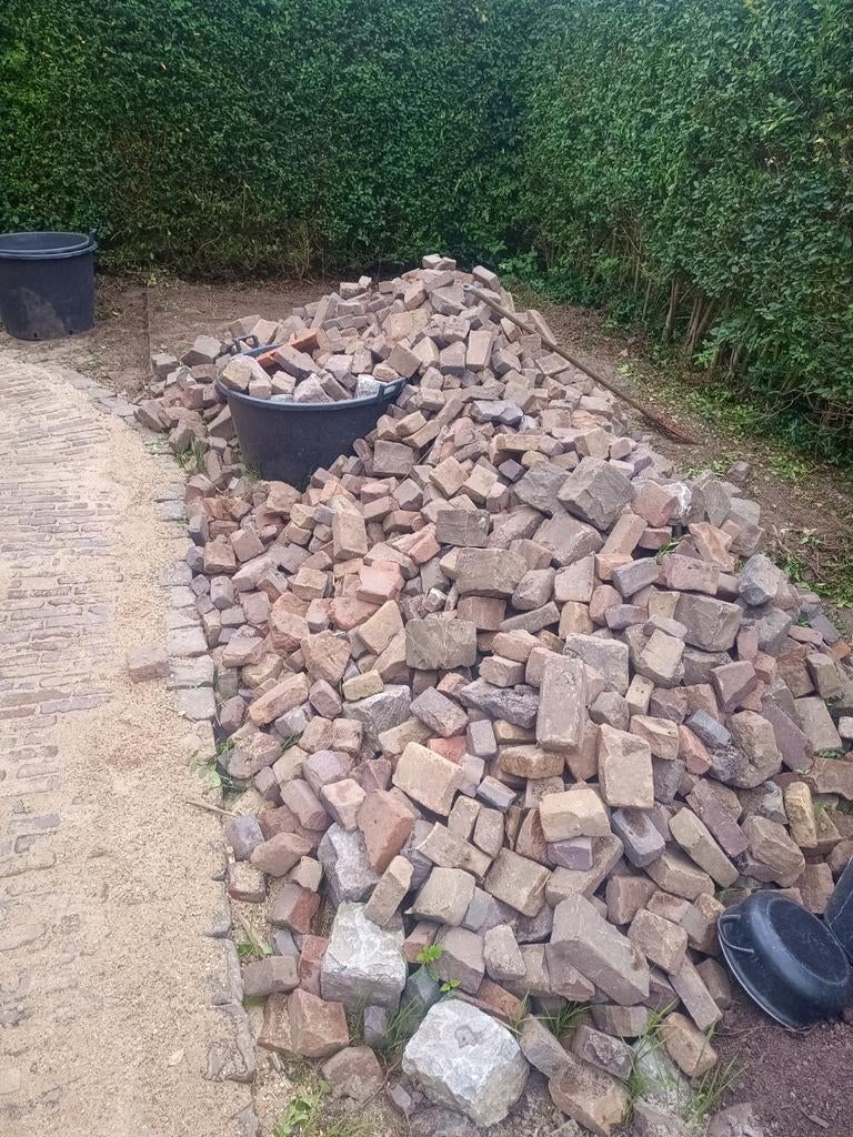 Waaltjes en kinderkopen gebruikte voor tuin of oprit, Doe-het-zelf en Verbouw, Tegels, Overige materialen, Gebruikt, Overige typen