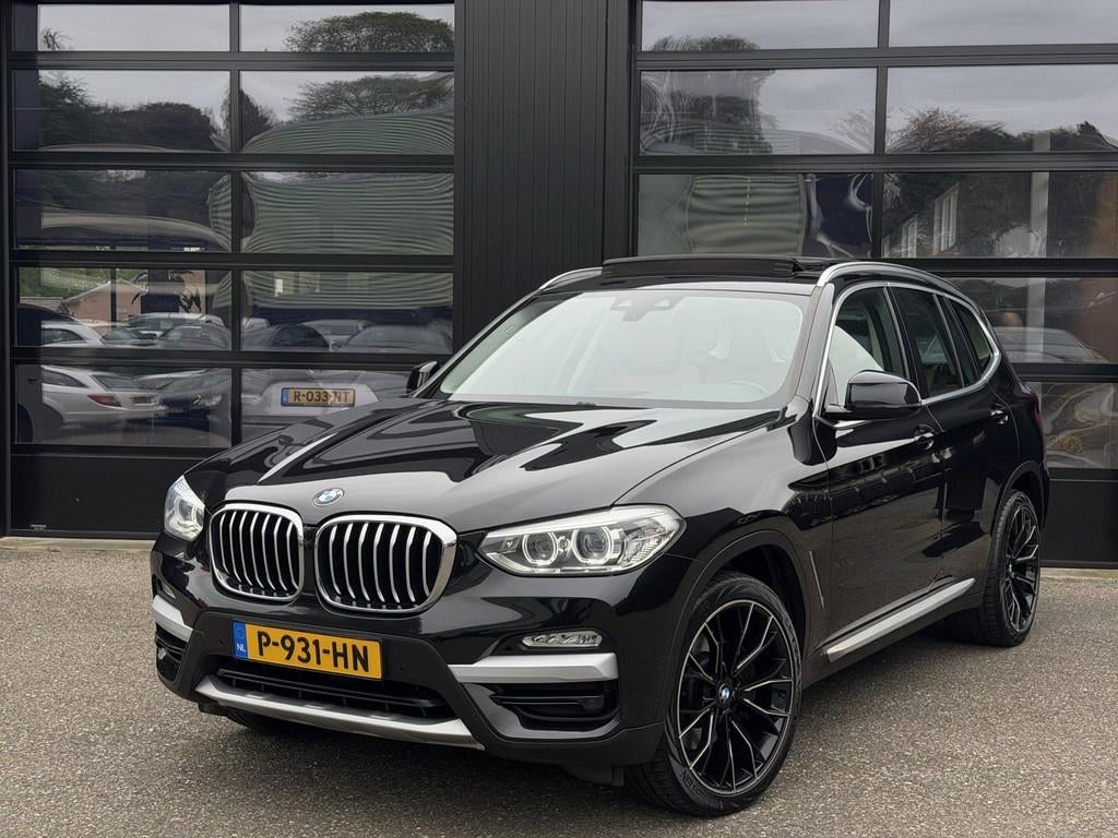 BMW X3 XDrive30i High Executive X-Line Panoramadak Trekhaak, Auto's, BMW, 1998 cc, Gebruikt, Euro 6, Zwart