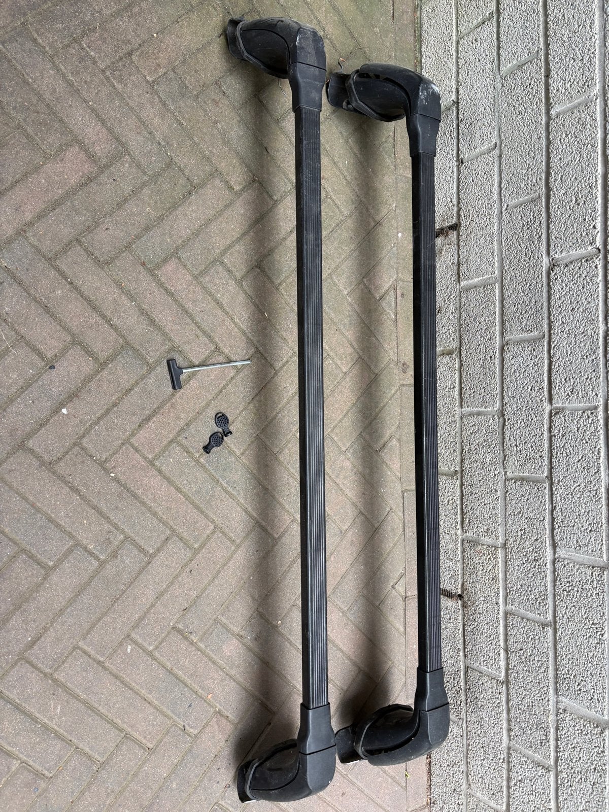 Originele Peugeot 308 (SW) dakdragers met sleutel, Auto diversen, Ophalen, Gebruikt