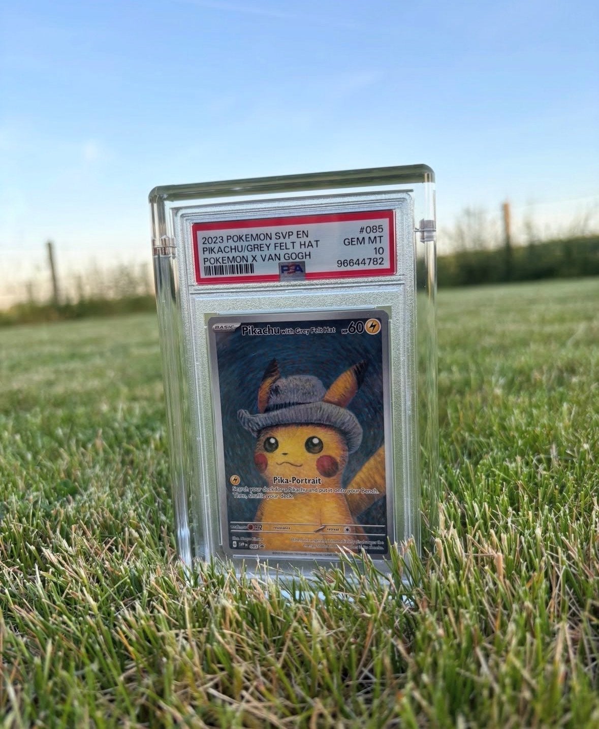 Pikachu - Pokémon x Van Gogh PSA 10, Hobby en Vrije tijd, Verzamelkaartspellen | Pokémon, Ophalen of Verzenden, Nieuw, Losse kaart