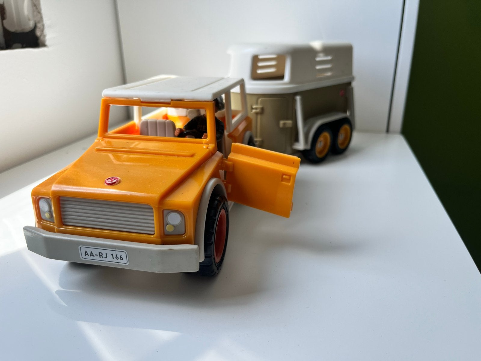 Schleich Jeep met Paardentrailer, Ophalen, Gebruikt