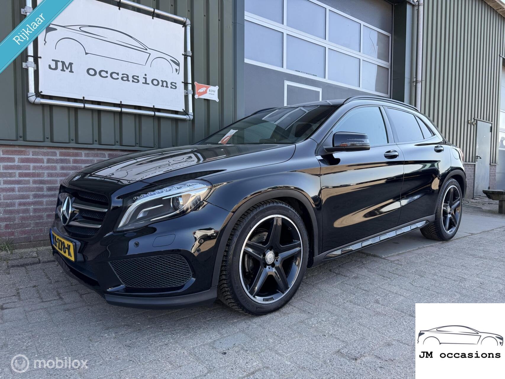 Mercedes GLA-klasse 180 AMG Night Edition|Xenon|Getint glas|, Gebruikt, Euro 6, 4 cilinders, 715 kg