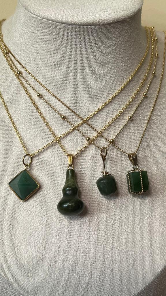 Jade hanger vintage beschermt liefde geluk voorspoed uniek, Sieraden, Tassen en Uiterlijk, Kettingen, Nieuw, Ophalen of Verzenden