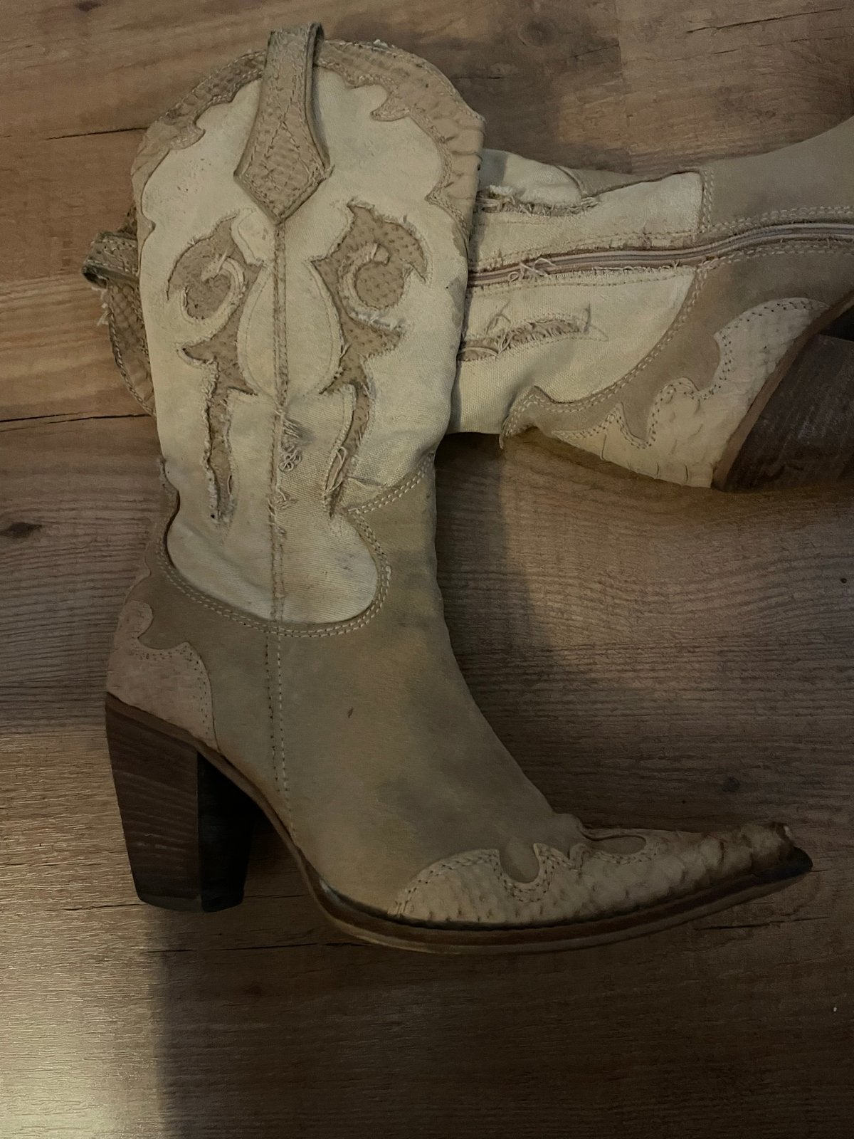 Cowboy laarzen met hak, Ophalen of Verzenden, Gedragen, Beige, Lage of Enkellaarzen