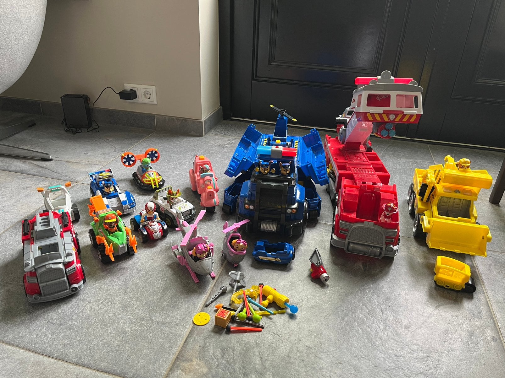 Paw patrol voertuigen, Kinderen en Baby's, Speelgoed | Speelgoedvoertuigen, Ophalen of Verzenden, Zo goed als nieuw