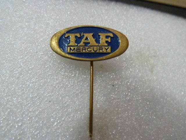 Vintage TAF Mercury Speldje, Verzamelen, Ophalen of Verzenden, Gebruikt, Merk, Speldje of Pin