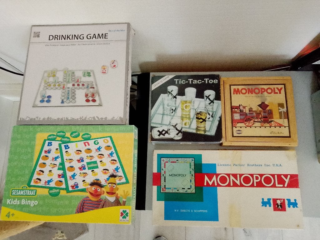 Monopolie boordspellen/drankspelletjes, Hobby en Vrije tijd, Gezelschapsspellen | Bordspellen, Vijf spelers of meer, Ophalen, Gebruikt