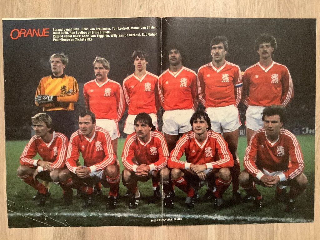 Poster Oranje Jaren 80, Ophalen of Verzenden, Zo goed als nieuw, Overige binnenlandse clubs, Poster, Plaatje of Sticker