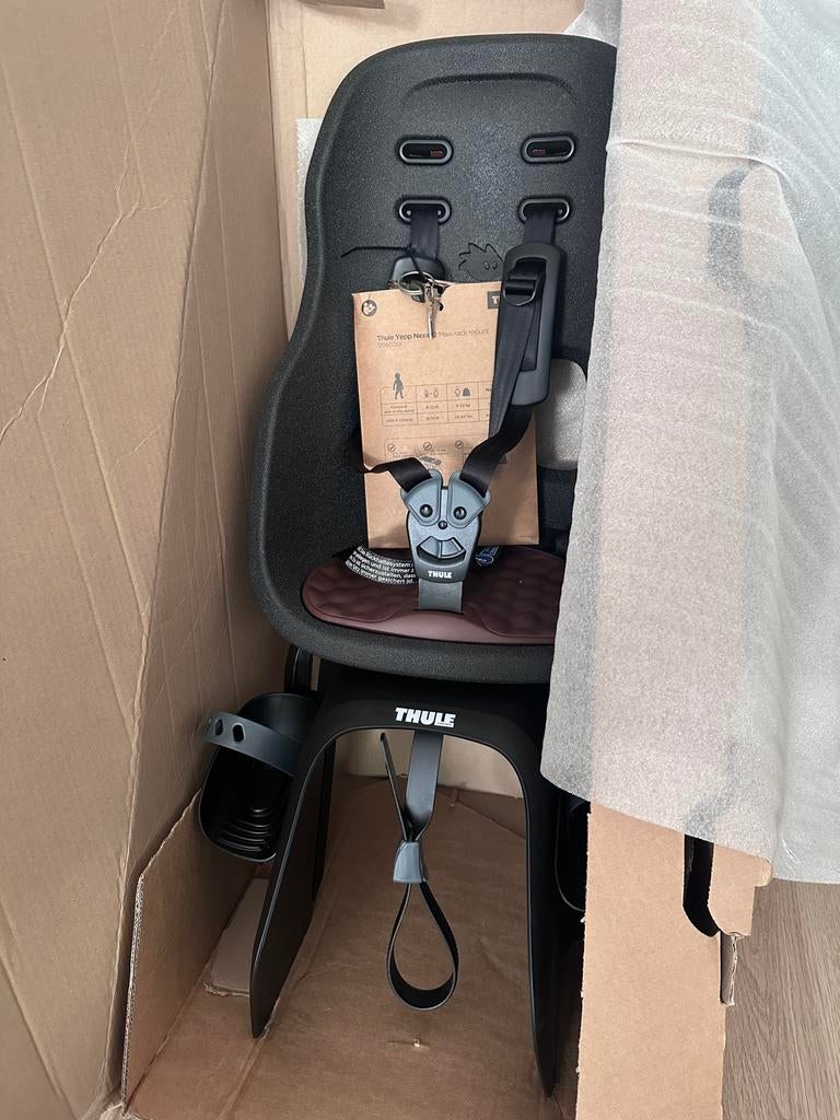 Thule Yepp Nexxt 2 Maxi Achterzitje - Nieuw in doos, Doe-het-zelf en Verbouw, Kratten en Dozen, Ophalen, Nieuw